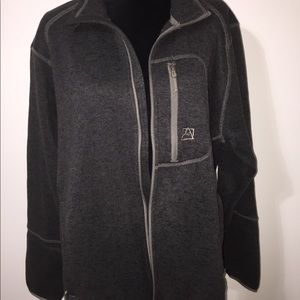 Zip up jacket avalanche brand